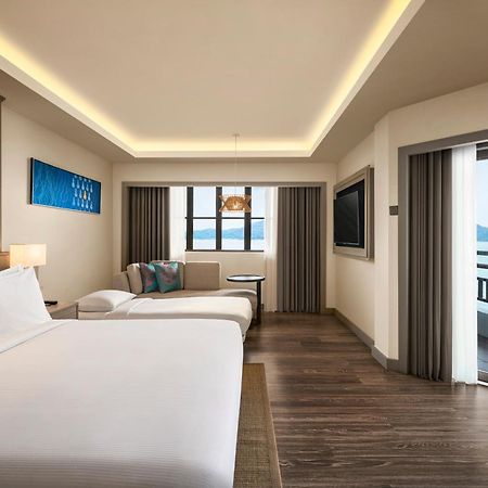 Hotel Doubletree By Hilton Damai Laut Lumut Zewnętrze zdjęcie