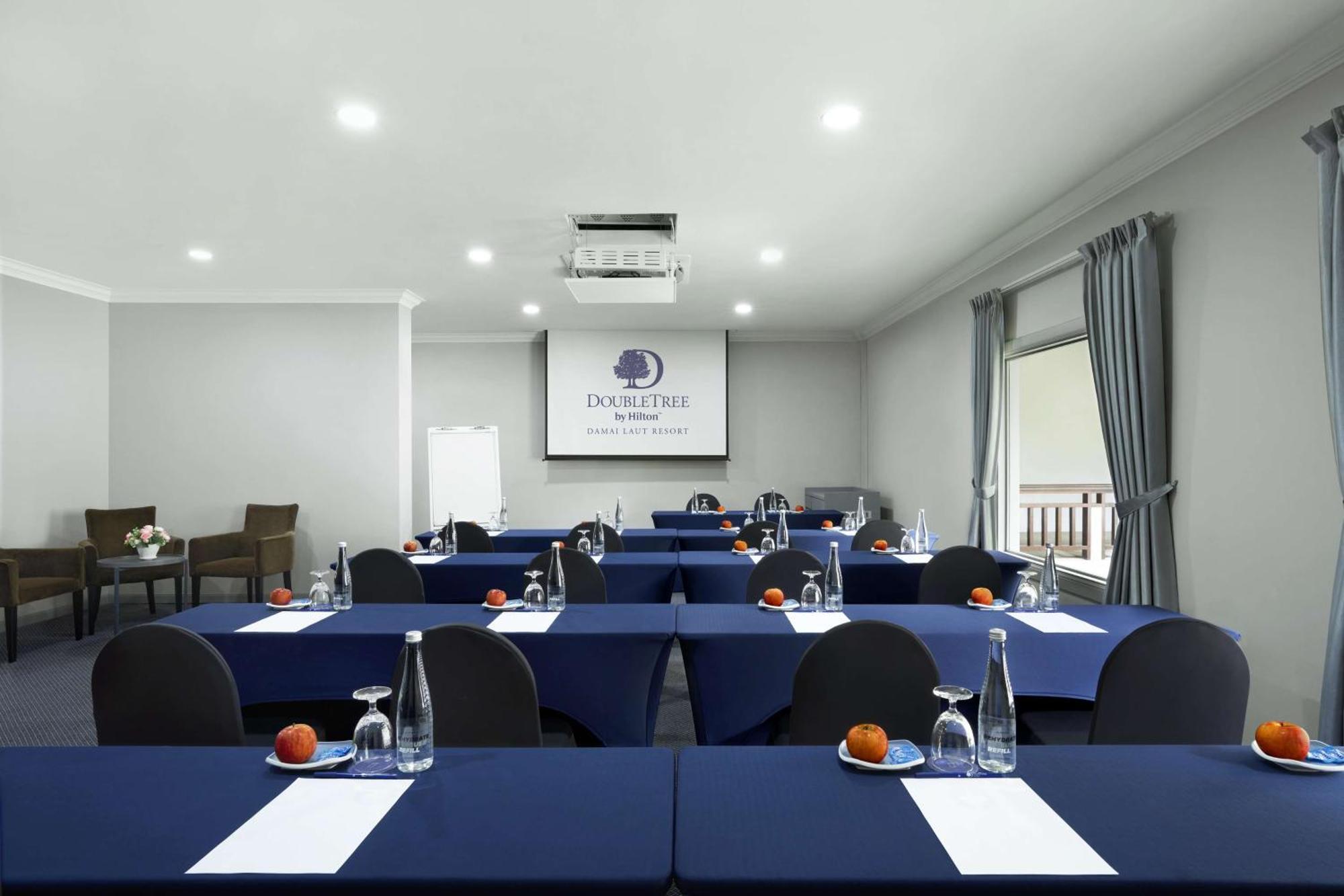 Hotel Doubletree By Hilton Damai Laut Lumut Zewnętrze zdjęcie