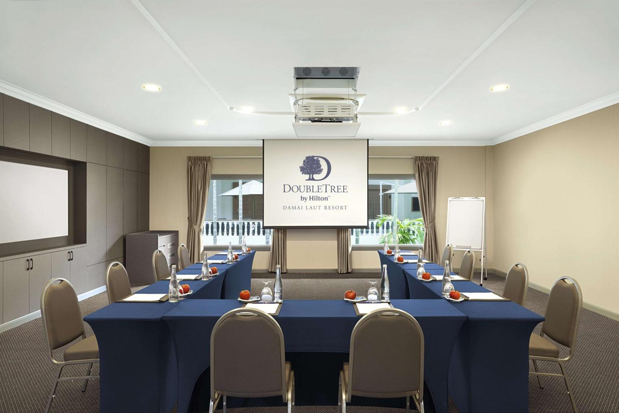 Hotel Doubletree By Hilton Damai Laut Lumut Zewnętrze zdjęcie