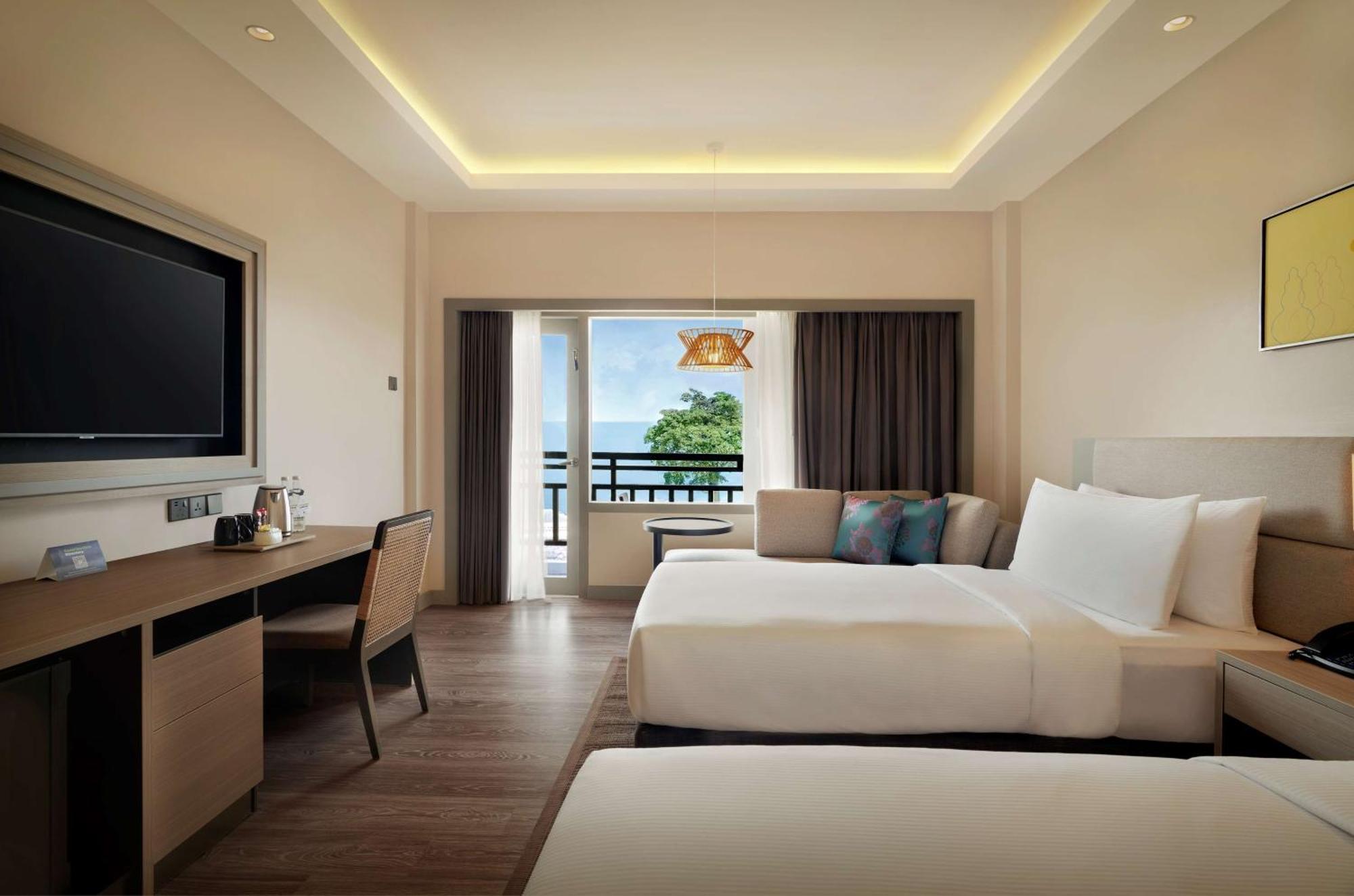 Hotel Doubletree By Hilton Damai Laut Lumut Zewnętrze zdjęcie