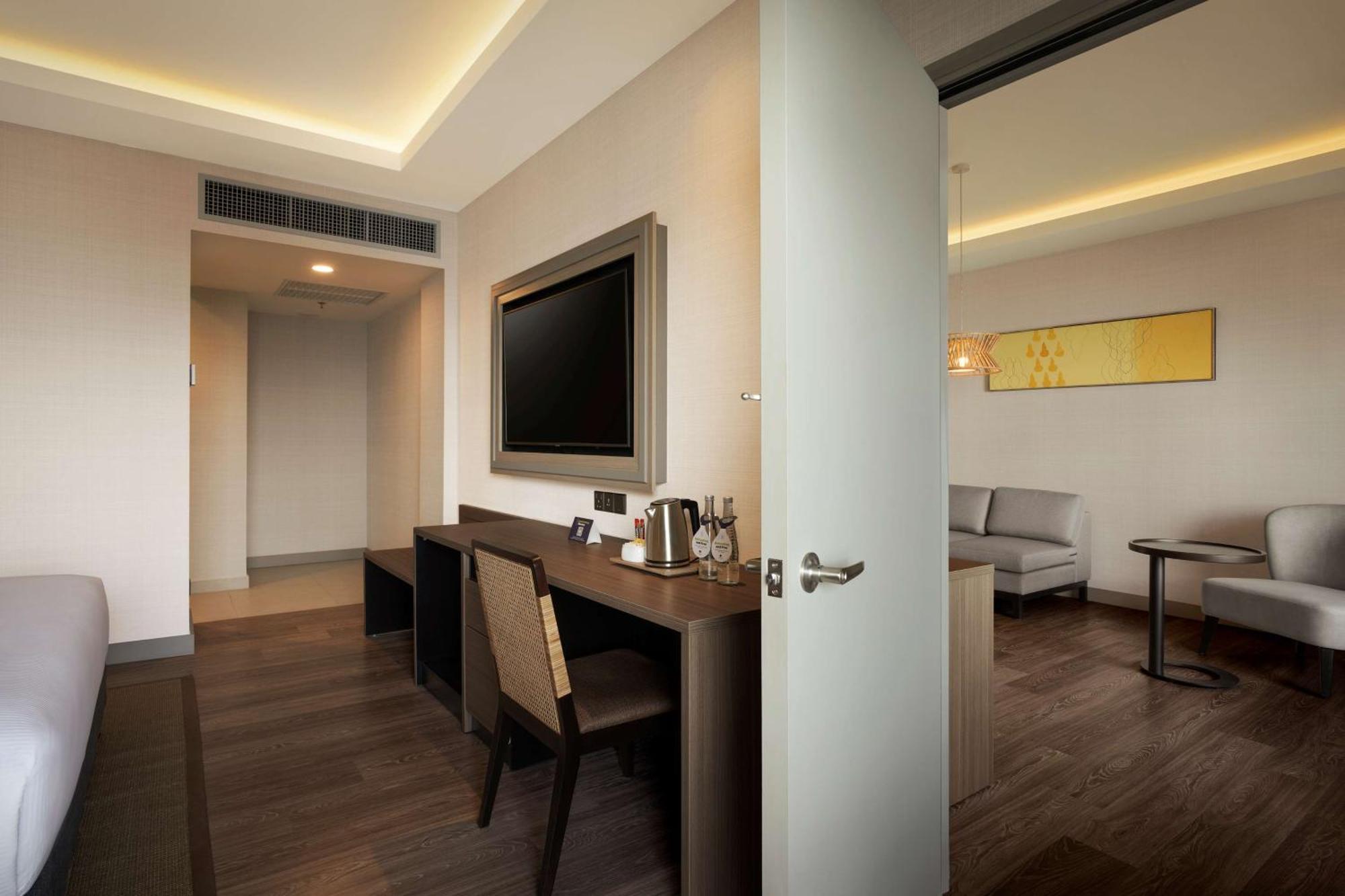 Hotel Doubletree By Hilton Damai Laut Lumut Zewnętrze zdjęcie