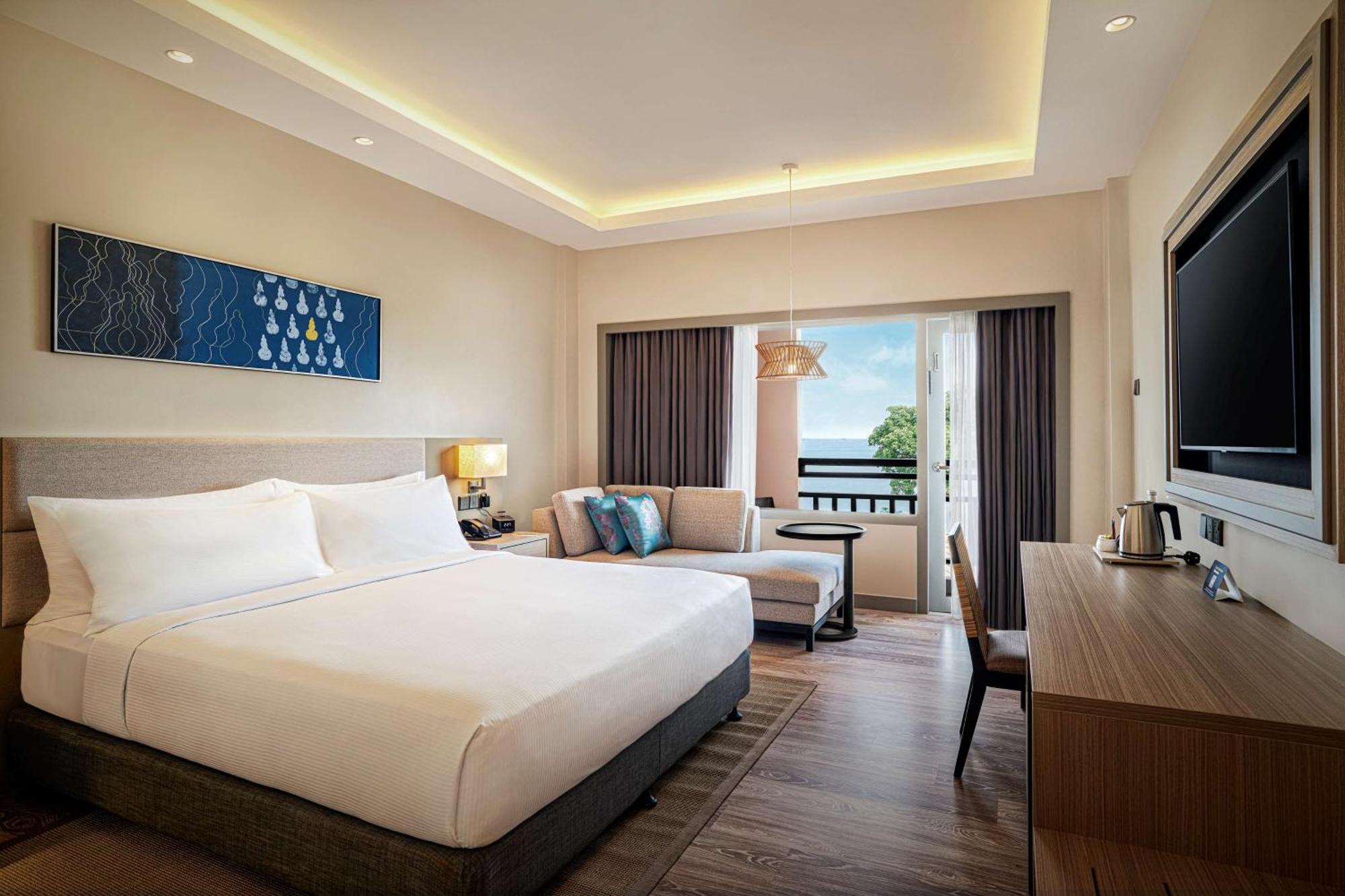 Hotel Doubletree By Hilton Damai Laut Lumut Zewnętrze zdjęcie