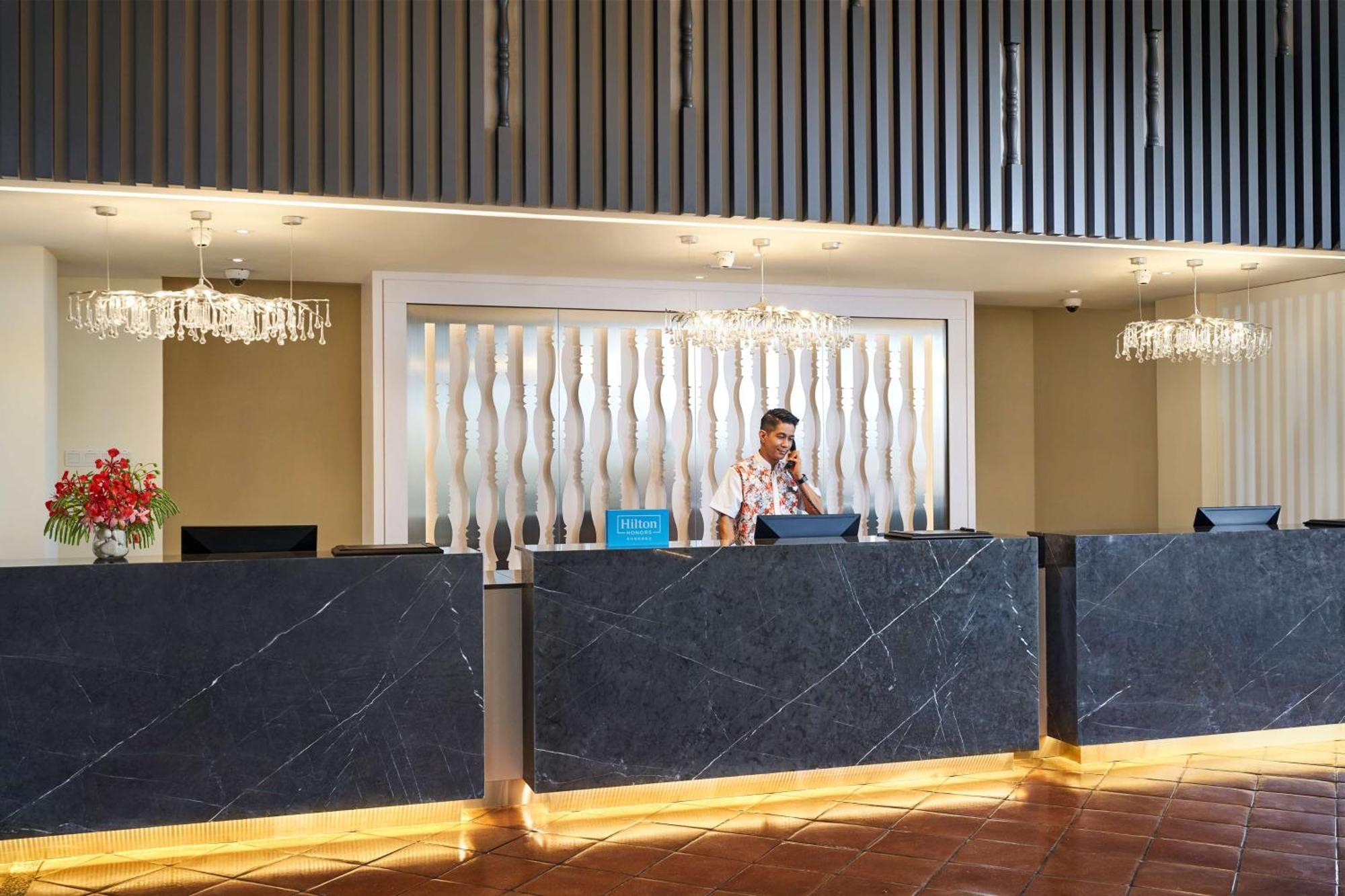 Hotel Doubletree By Hilton Damai Laut Lumut Zewnętrze zdjęcie