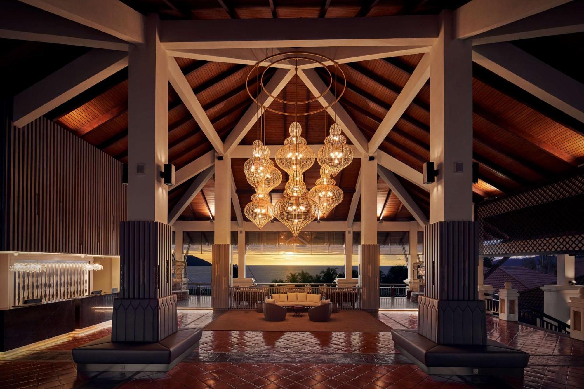 Hotel Doubletree By Hilton Damai Laut Lumut Zewnętrze zdjęcie