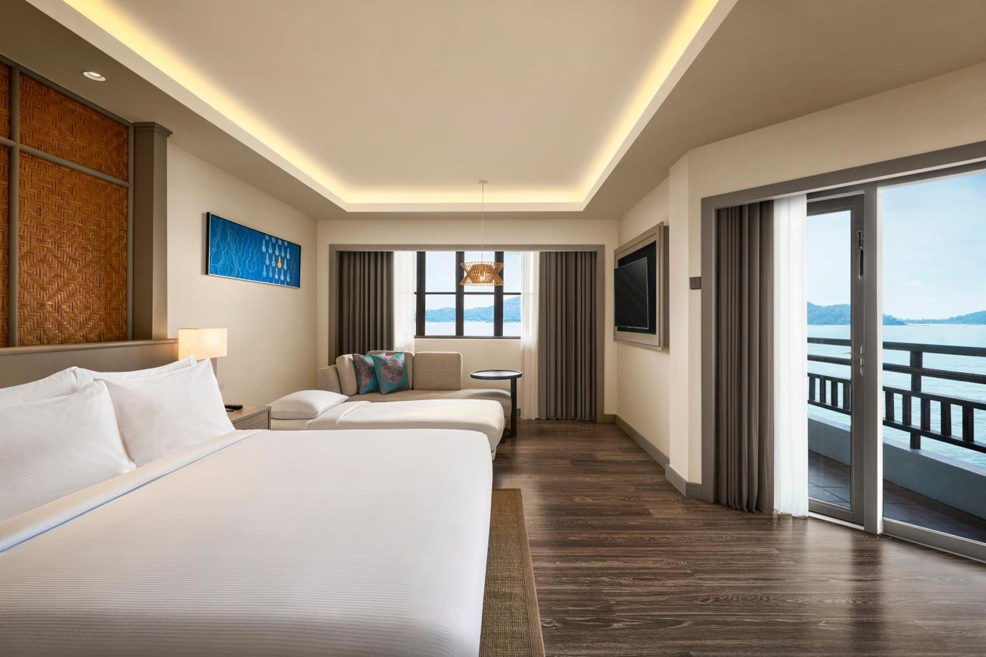 Hotel Doubletree By Hilton Damai Laut Lumut Zewnętrze zdjęcie